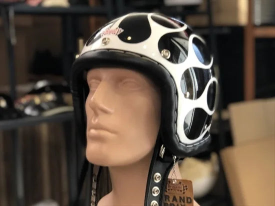 DRAGSTER LEATHER TRIM HELMET BK FLAMES