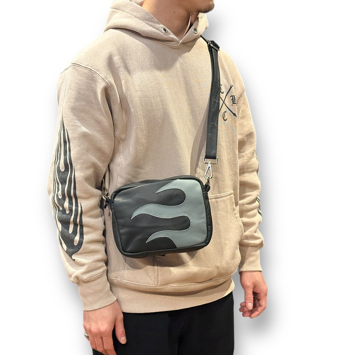FLAMES BAG GRAY