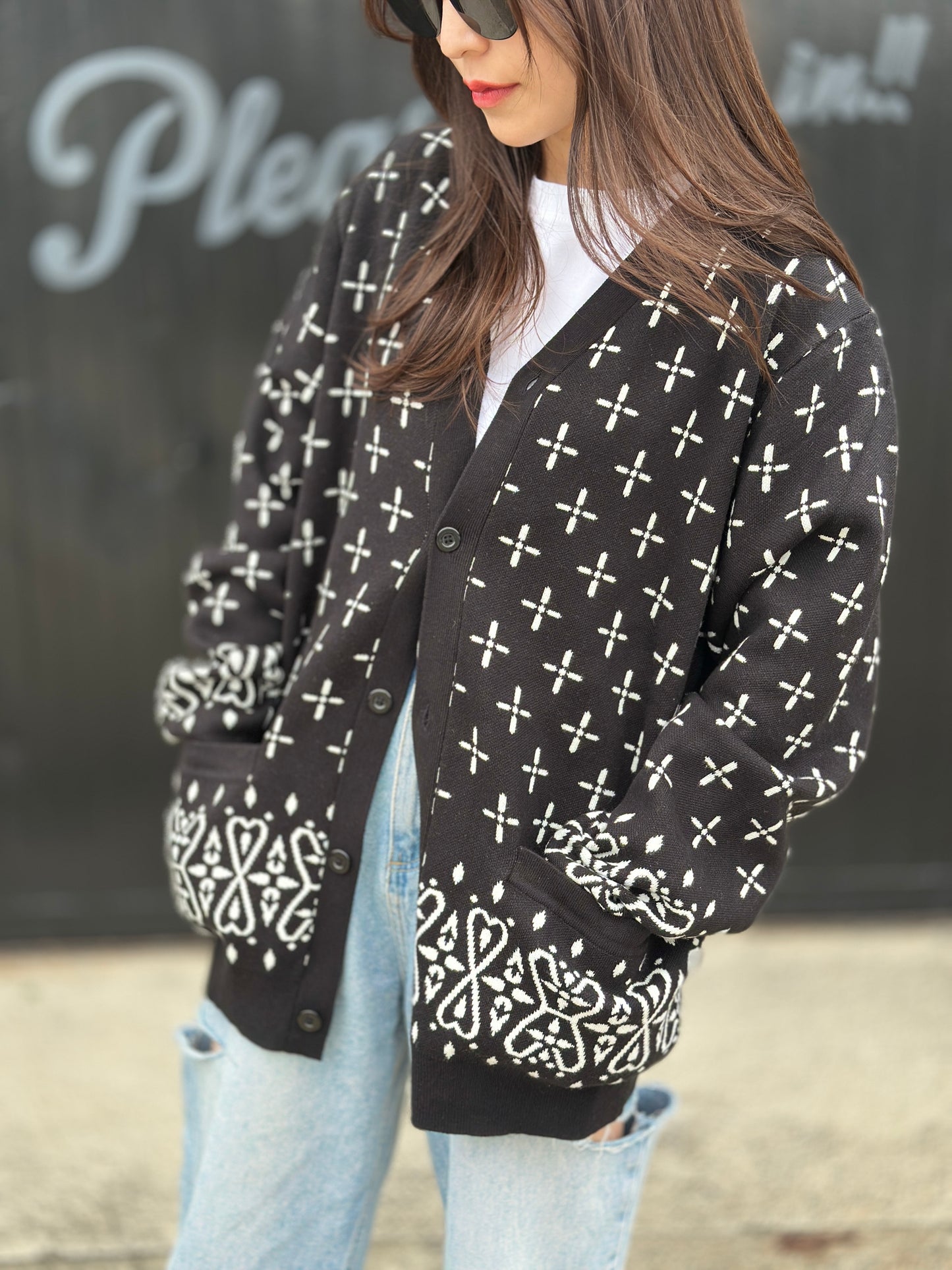 カーディガン Knitted Cardigan Bandanna Cross Black 231-53531