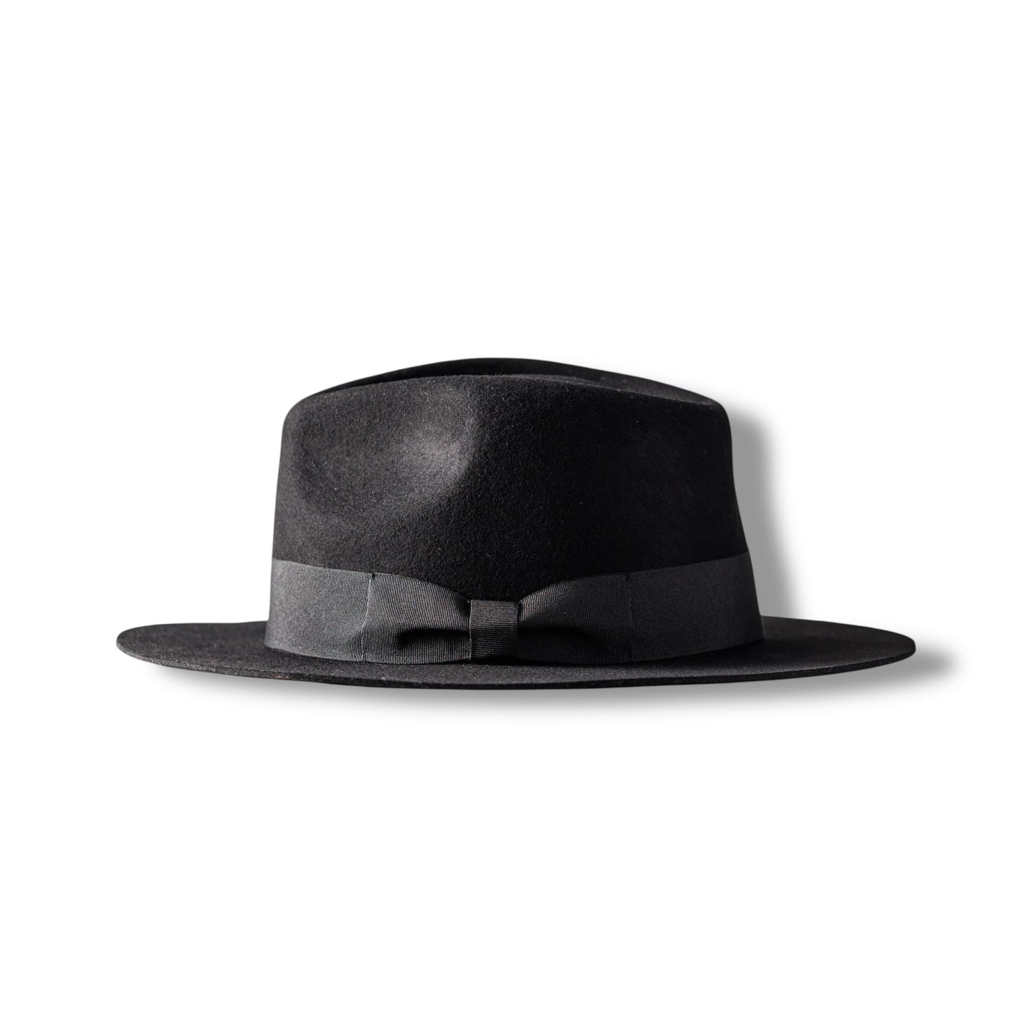 MIDDLE BRIM FLAT HAT