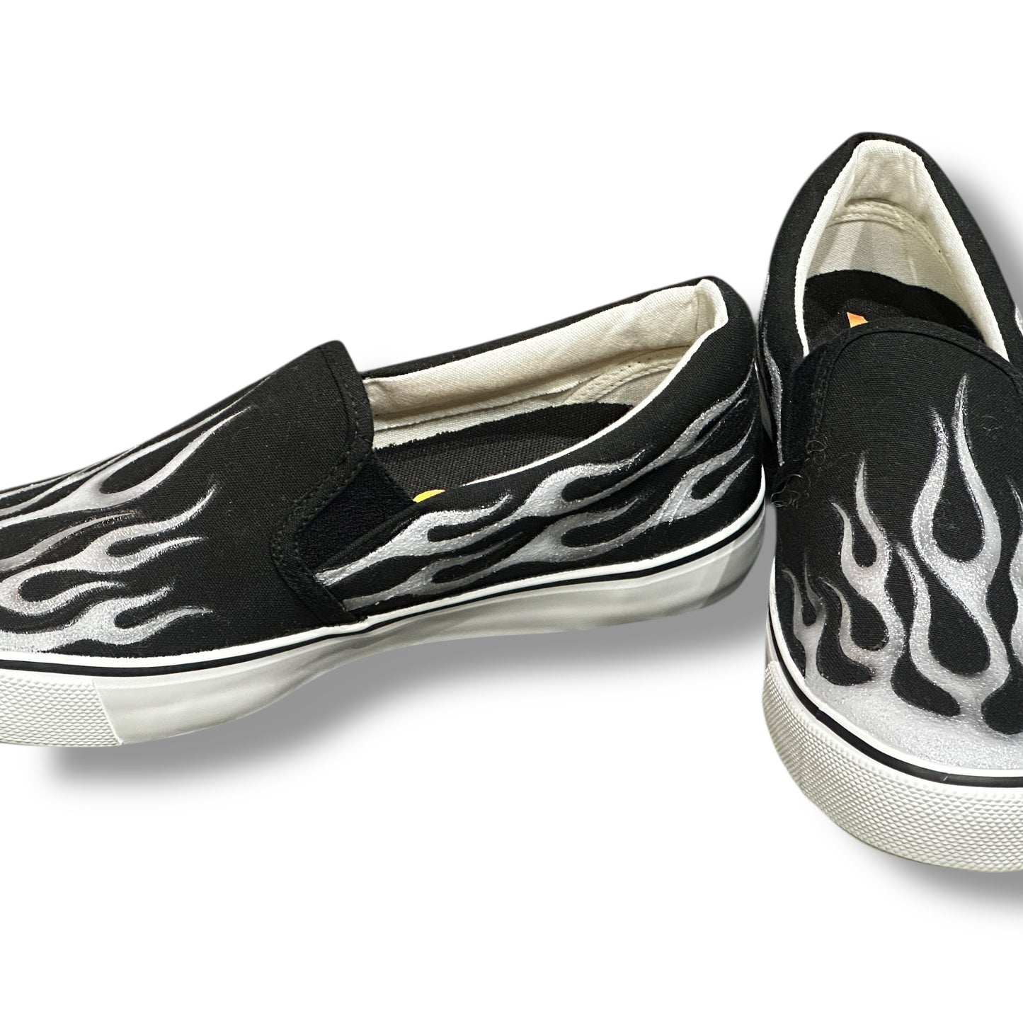 FLAMES SHOES GRAY NOBUDZ EDITION