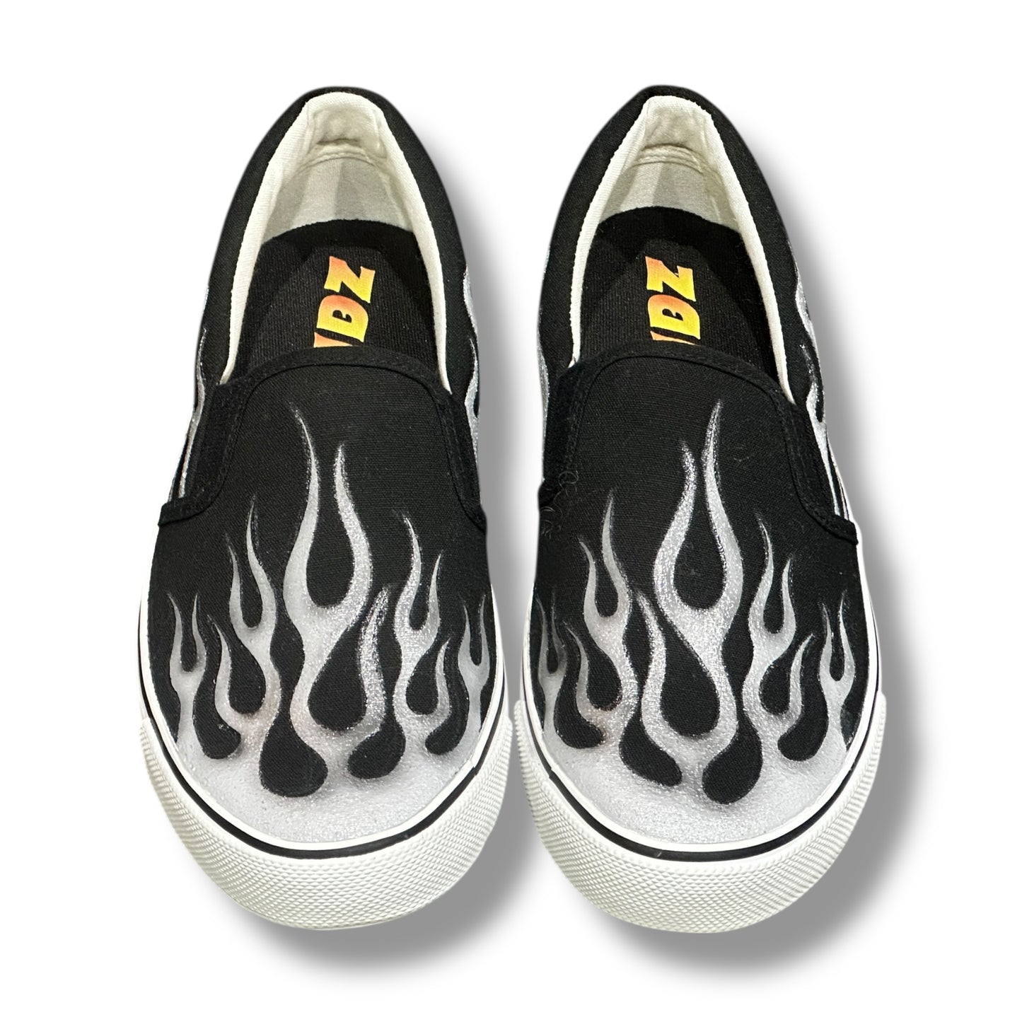 FLAMES SHOES GRAY NOBUDZ EDITION