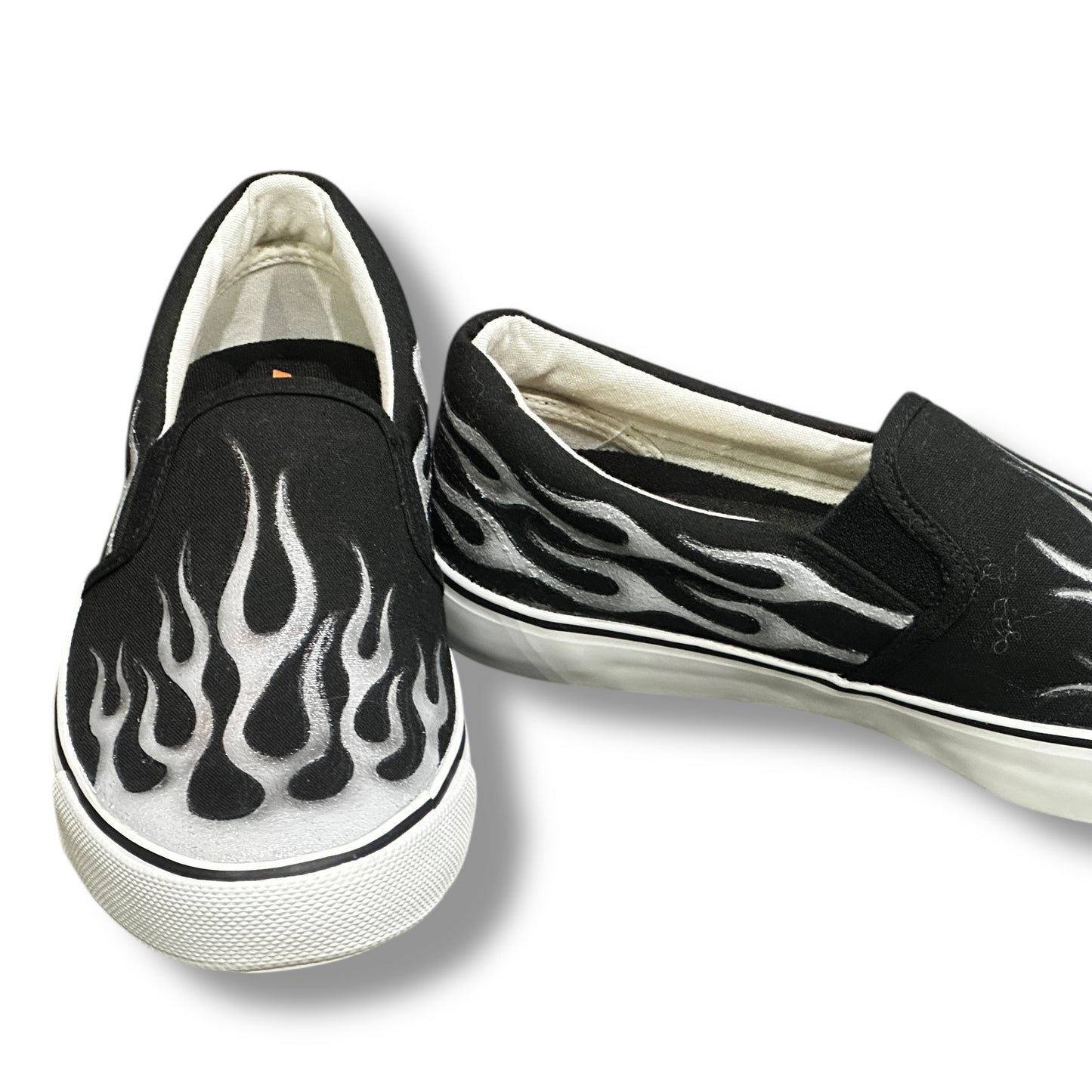 FLAMES SHOES GRAY NOBUDZ EDITION