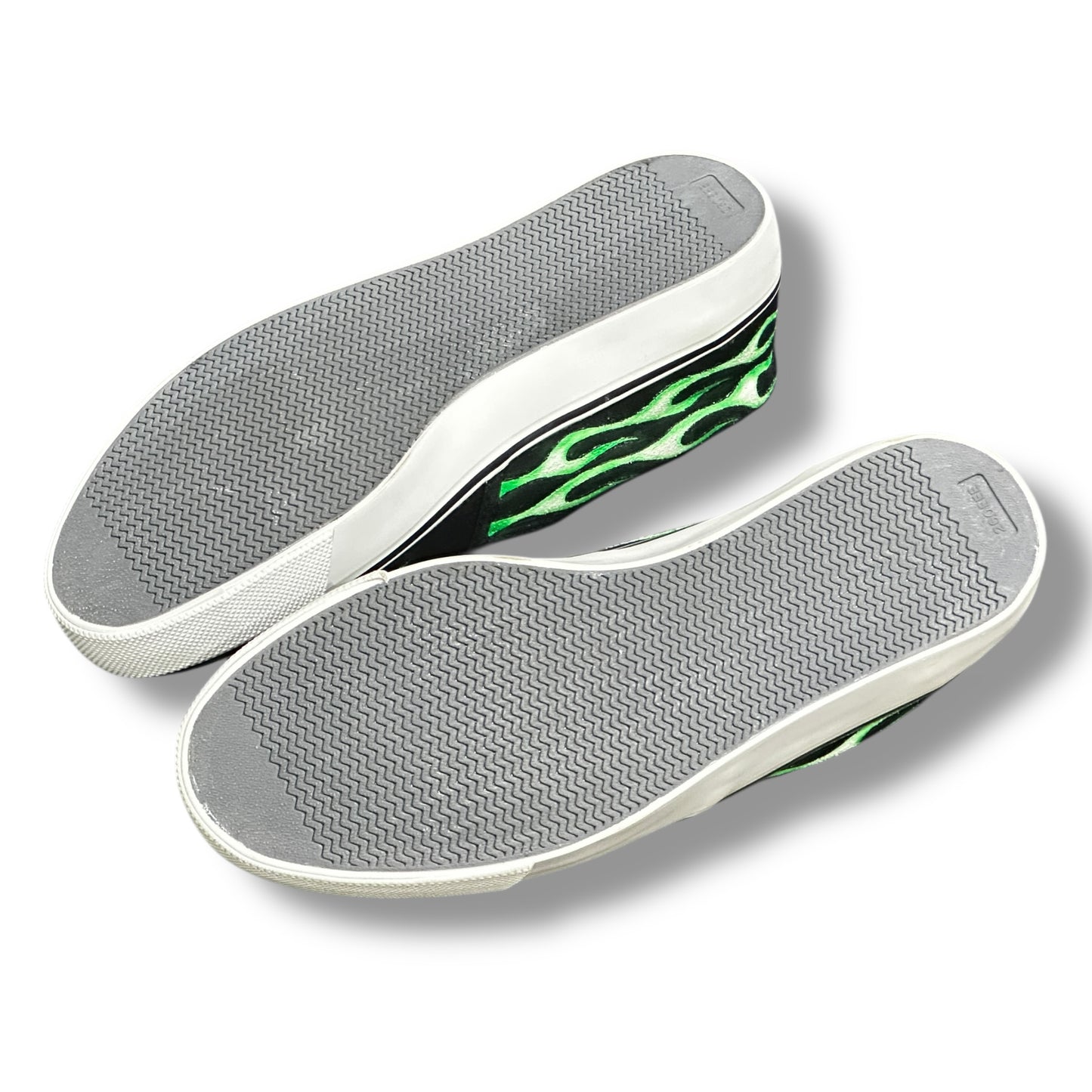 FLAMES SHOES GREEN NOBUDZ EDITION