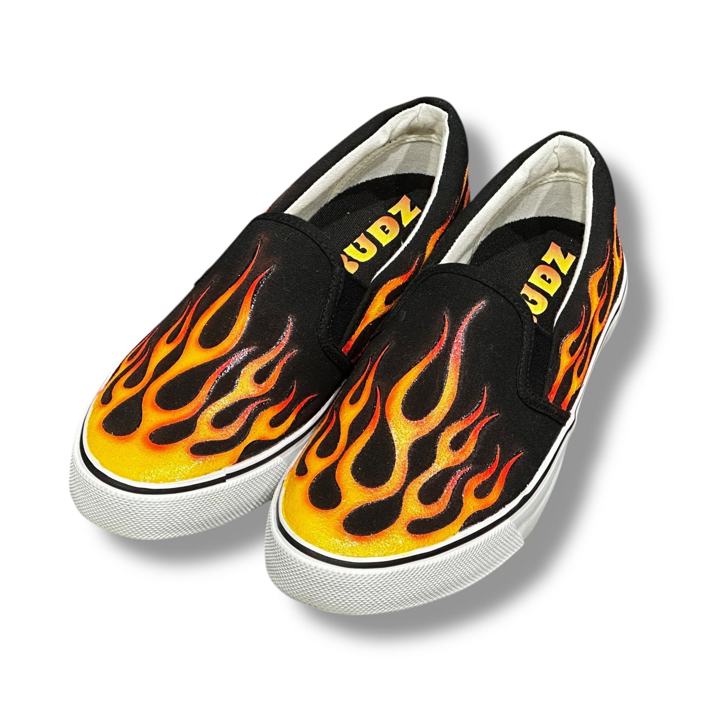 FLAMES SHOES ORANGE NOBUDZ EDITION