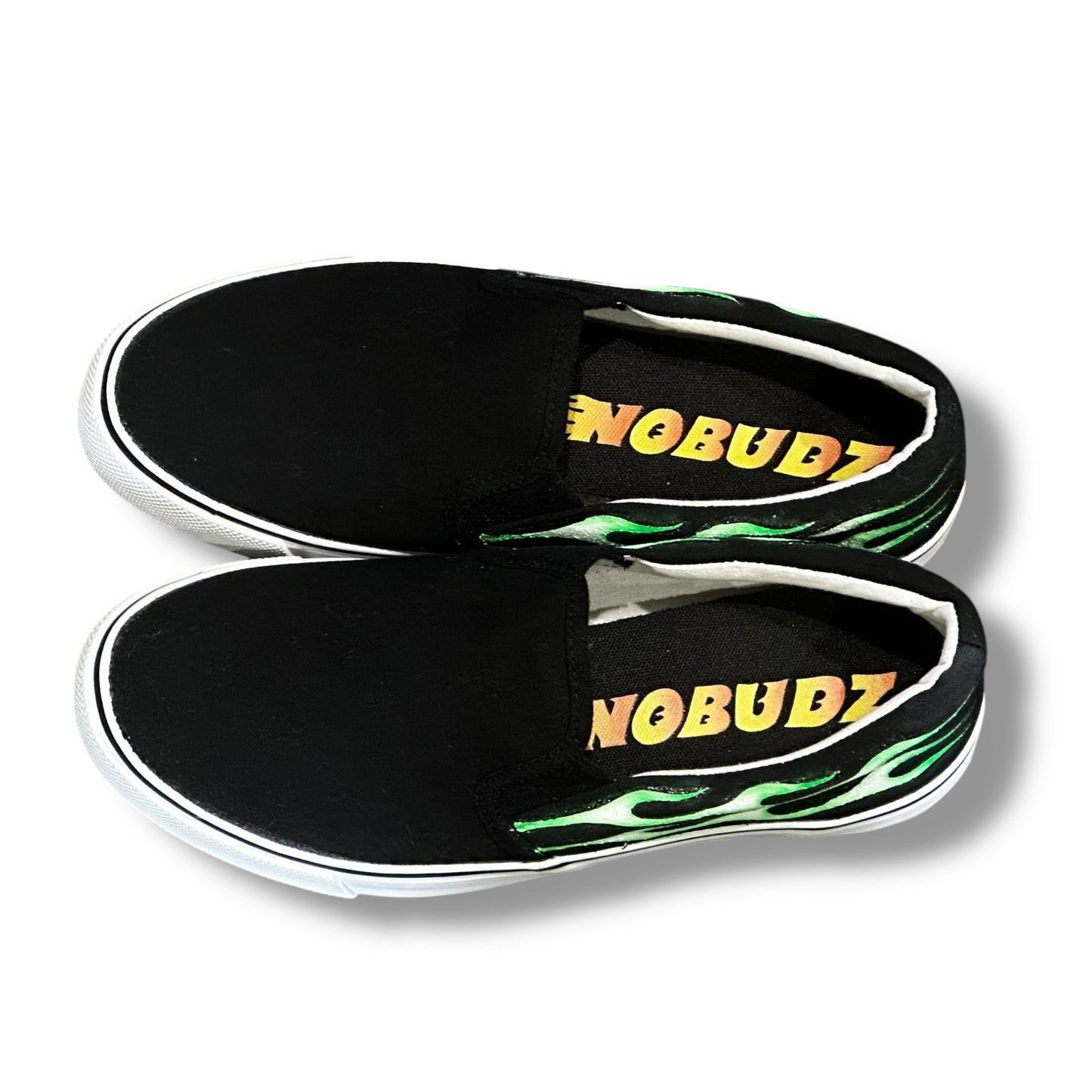 FLAMES SHOES SIDE GREEN NOBUDZ EDITION