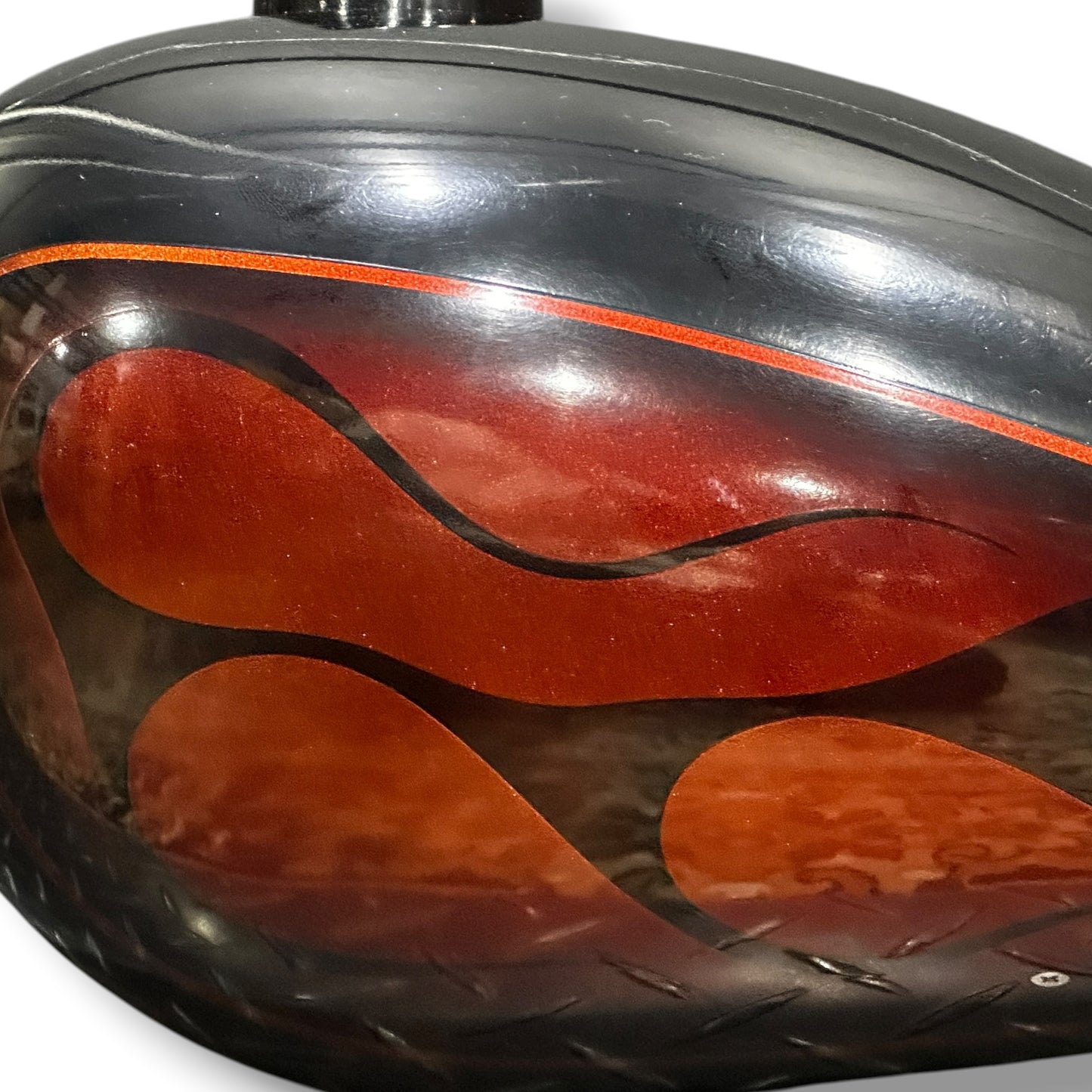 CUSTOM PAINT GAS TANK (PF086)