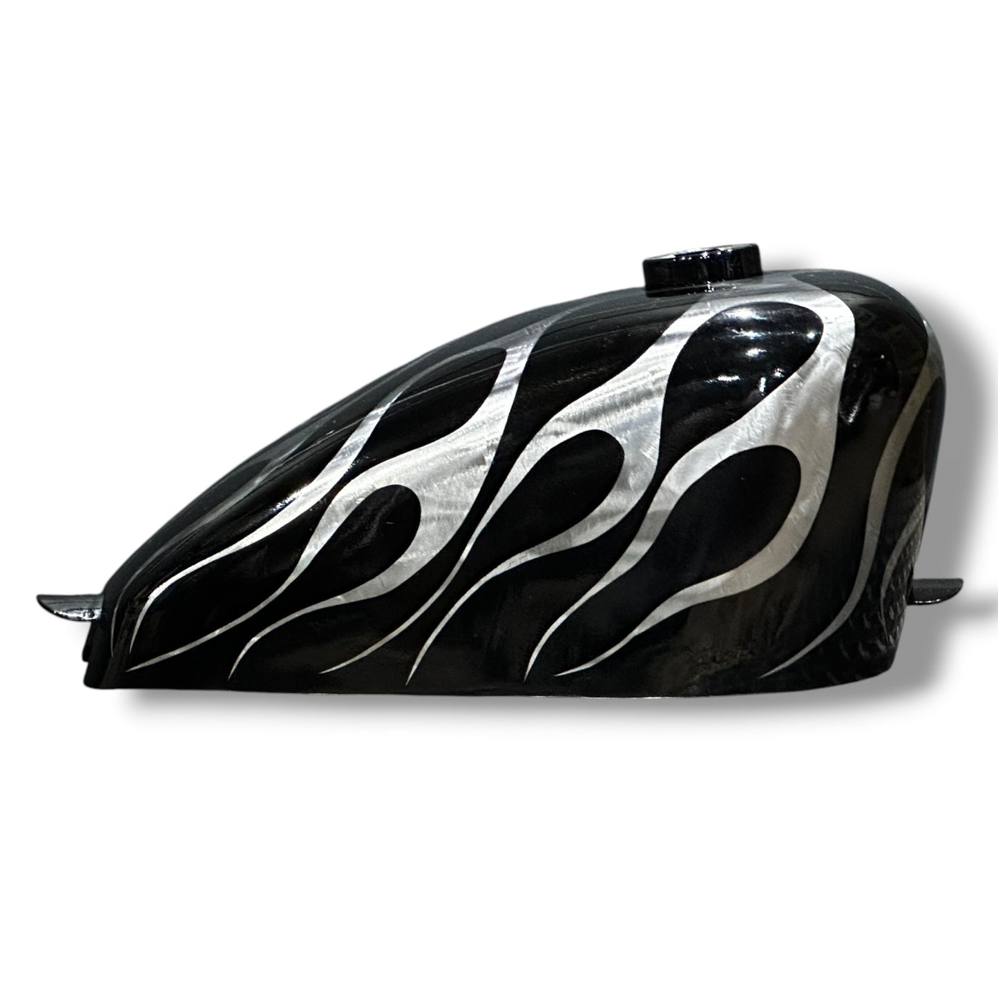 CUSTOM PAINT GAS TANK (MR033)