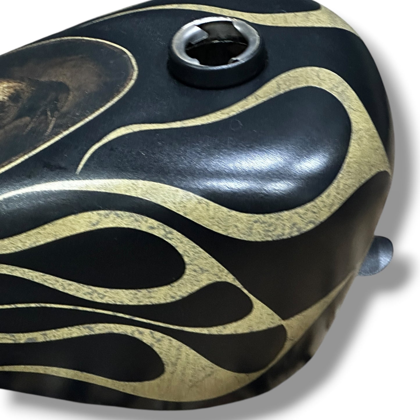 CUSTOM PAINT GAS TANK (MR034)