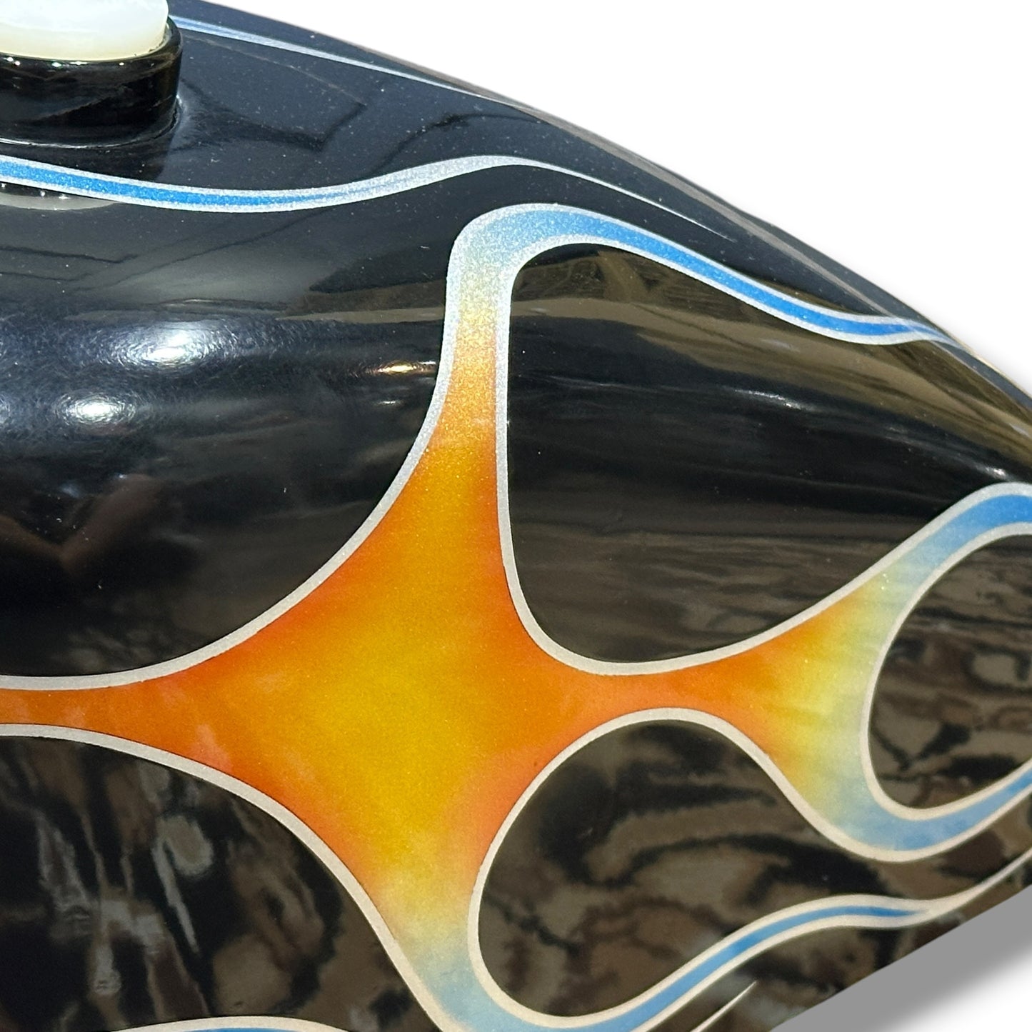 CUSTOM PAINT GAS TANK (PF089)